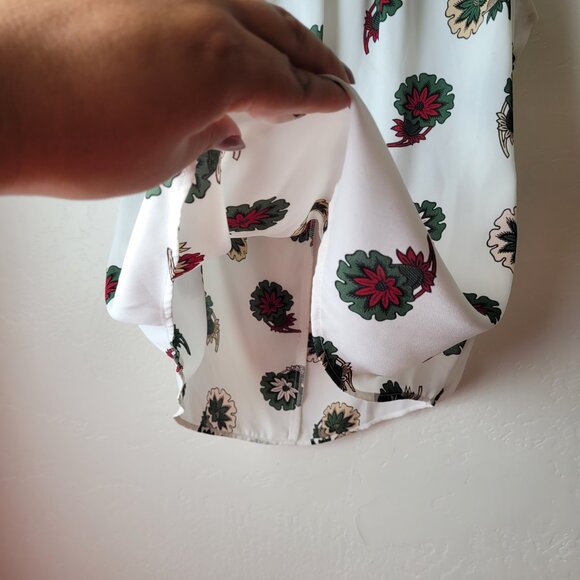 Ann Taylor Factory Floral Sleeveless Blouse - Picture 4 of 6
